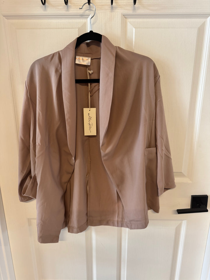 Fawn everyday blazer - Large Only