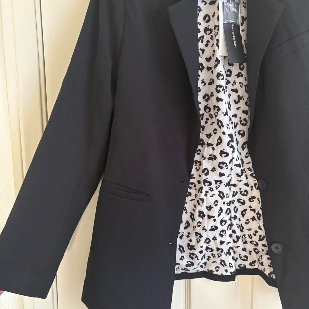 Black Blazer